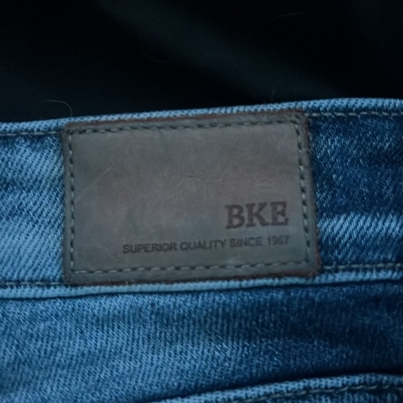 BKE slim fit low rise flare jeans size 25•31 1/2 - Picture 3 of 7